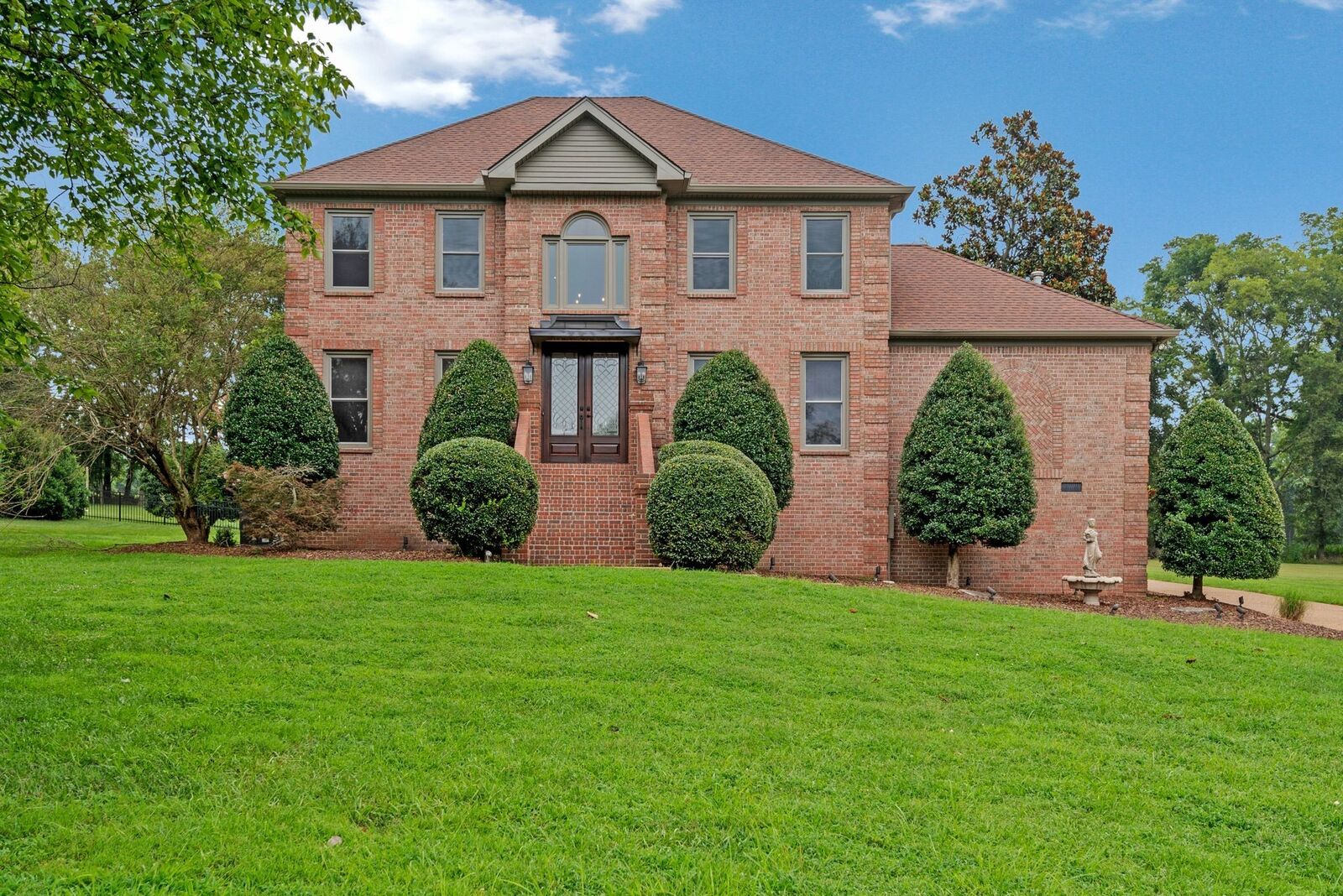 Property Photo:  109 Carriage Pl  TN 37075 