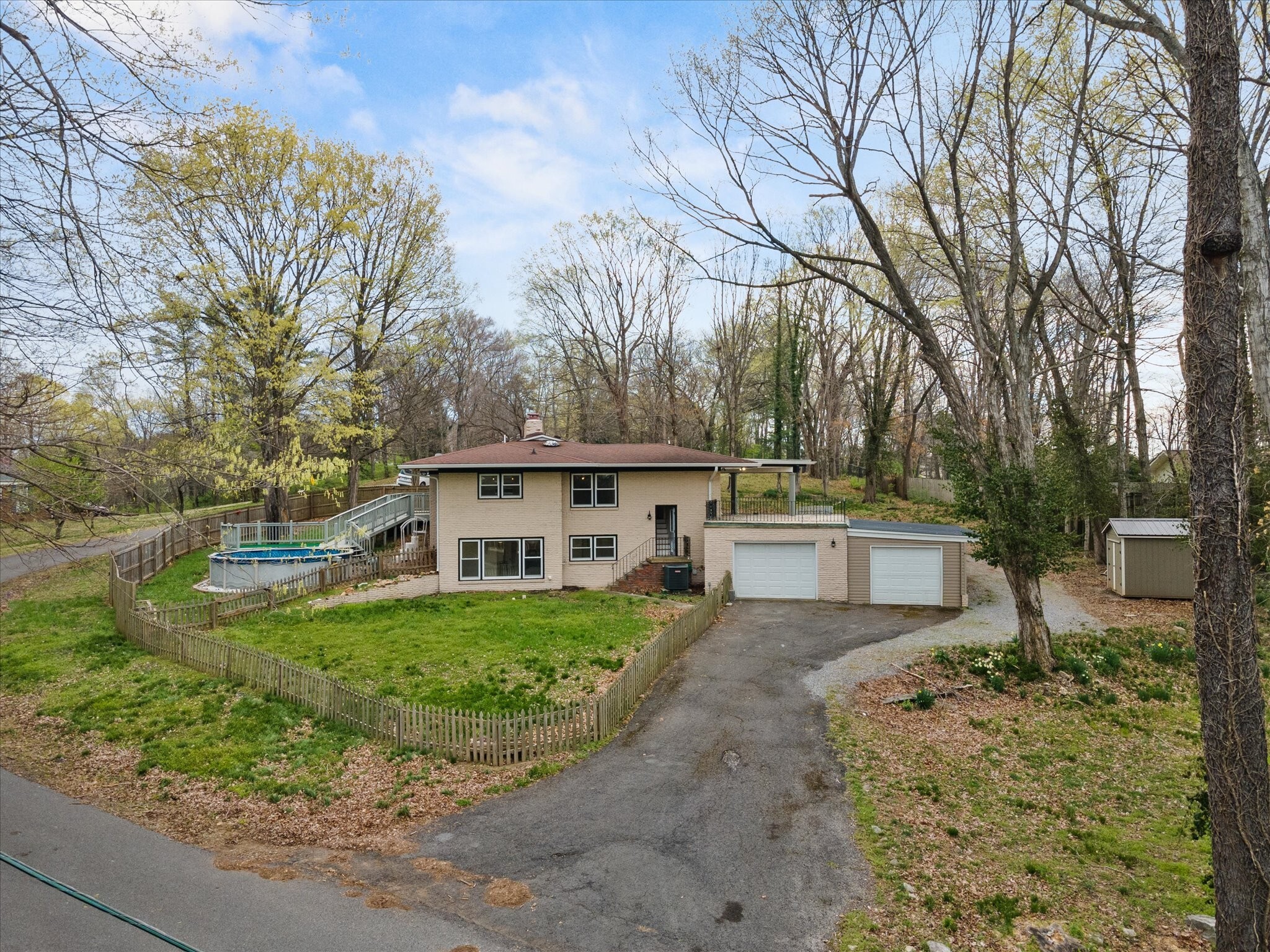276 E Porters Bluff Rd E  Clarksville TN 37040 photo