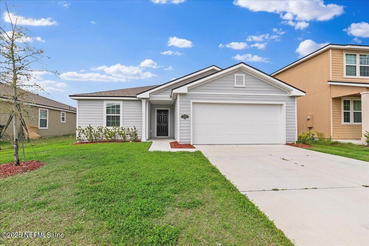 Property Photo:  4445 Warm Springs Way  FL 32068 