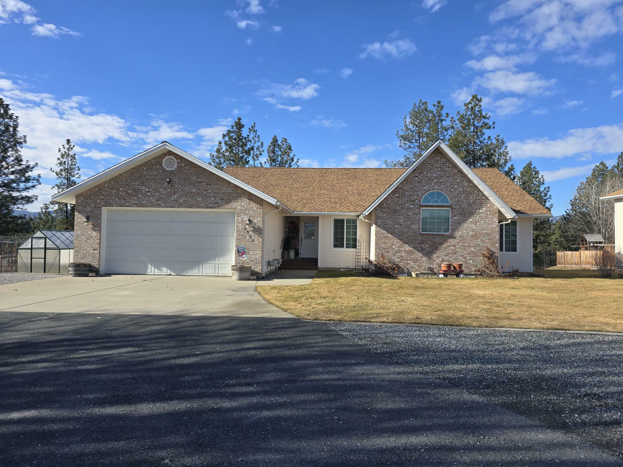 Property Photo: 1550 Kettle Crest Dr WA 99141
