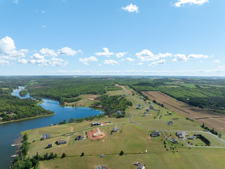 Photo de la propriété:  C-22 Sunset Vista Court  PE C1N 4N0 