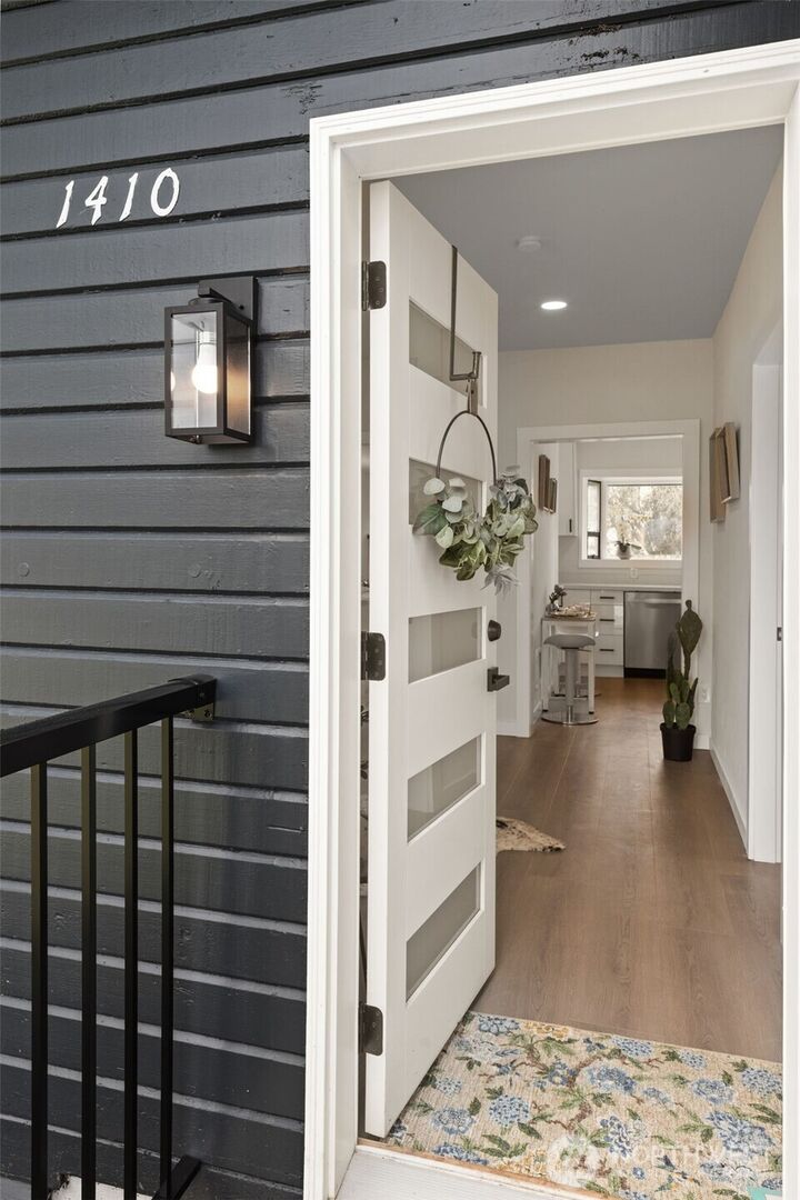 1410  J Street  Bellingham WA 98225 photo