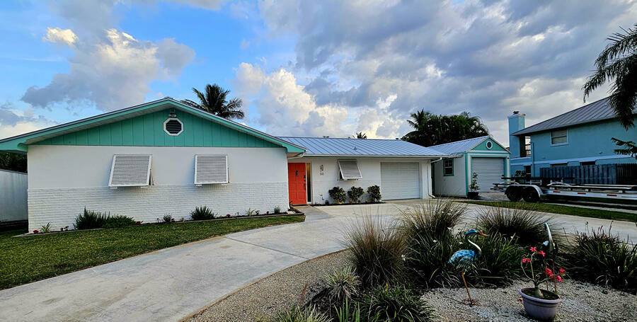 Property Photo: 66 SW Cabana Point Circle FL 34994
