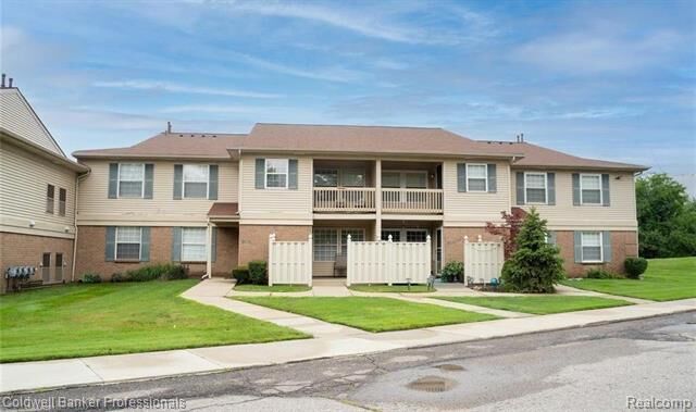 Property Photo: 19284 Northridge Drive MI 48167