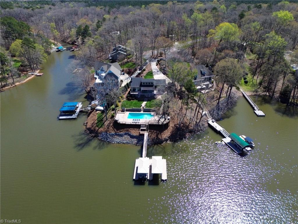 Property Photo:  231 Larkspur Lane  NC 27292 