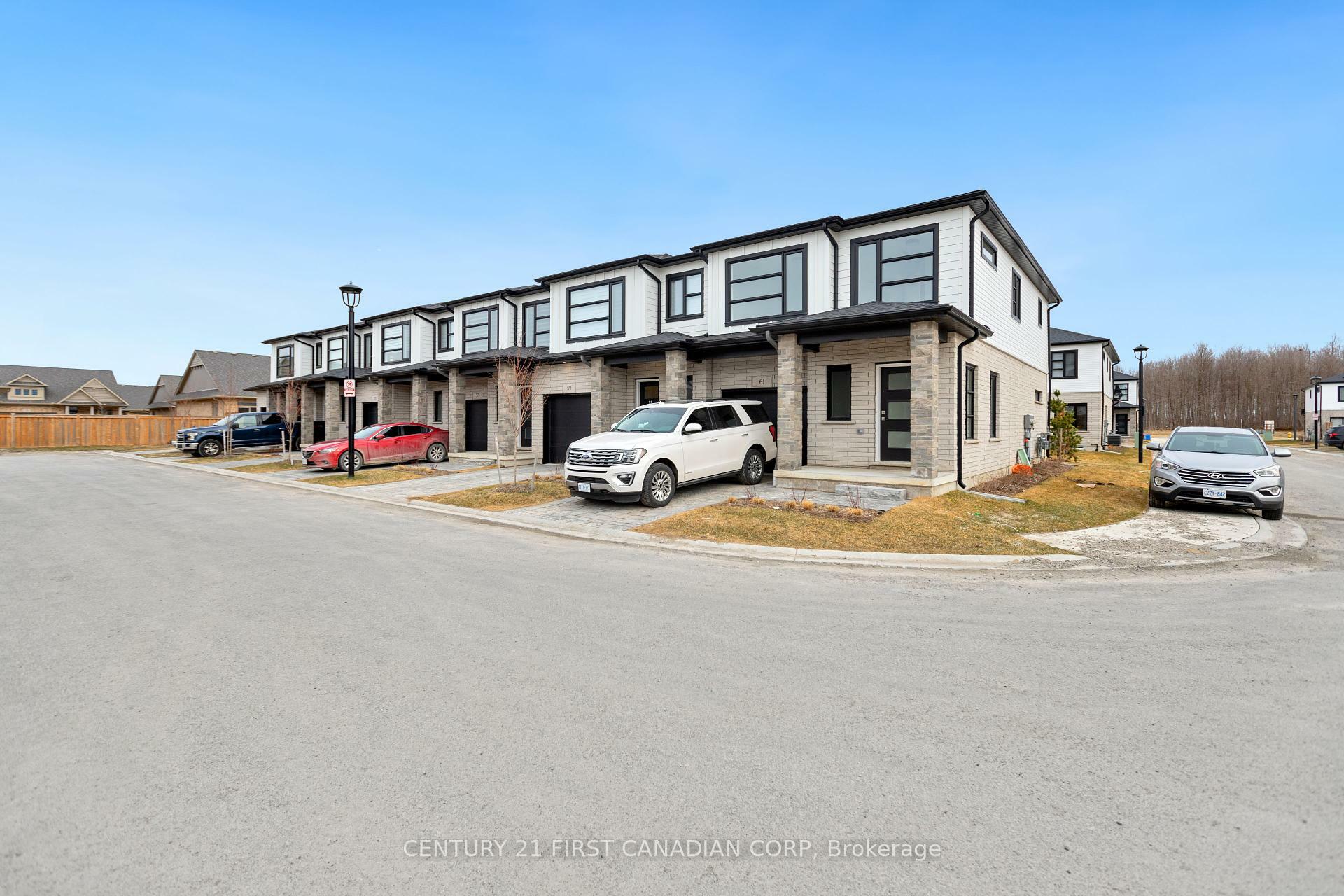 Property Photo: 2700 Buroak Drive 59 ON N6G 5Z5