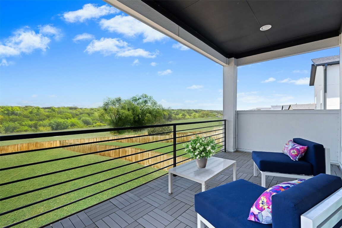 Property Photo: 6020 Sendero Hills Parkway TX 78724
