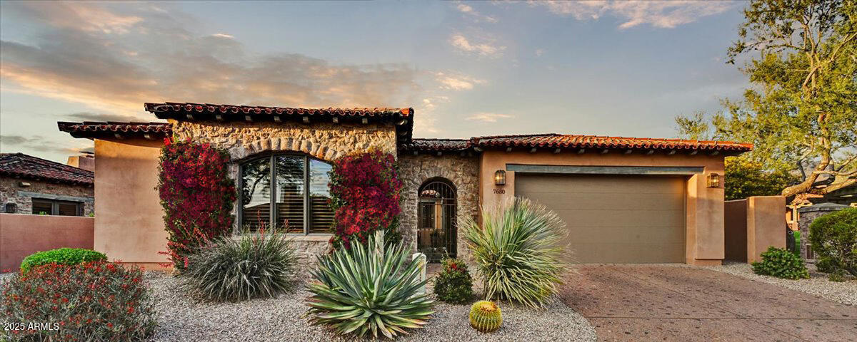 Property Photo: 7680 E Golden Eagle Circle AZ 85118