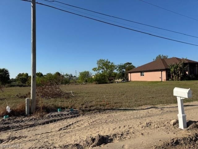 Property Photo:  522 NE 15th Ter  FL 33909 