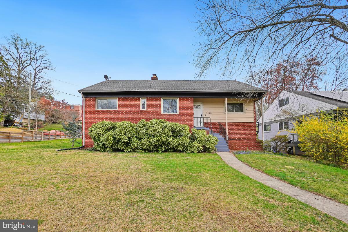 Property Photo: 7225 Western Avenue NW DC 20015