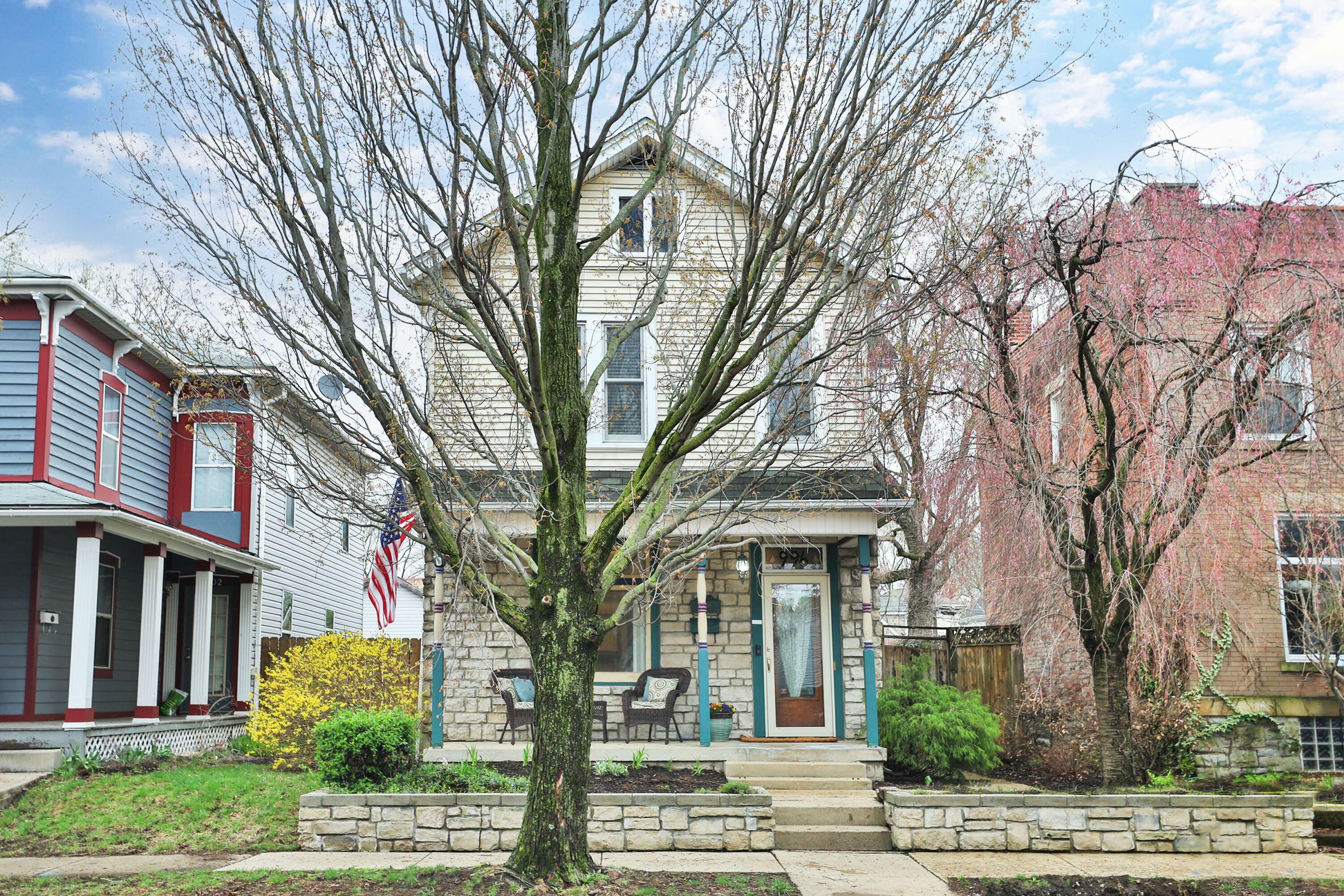 996 Pennsylvania Avenue  Columbus OH 43201 photo