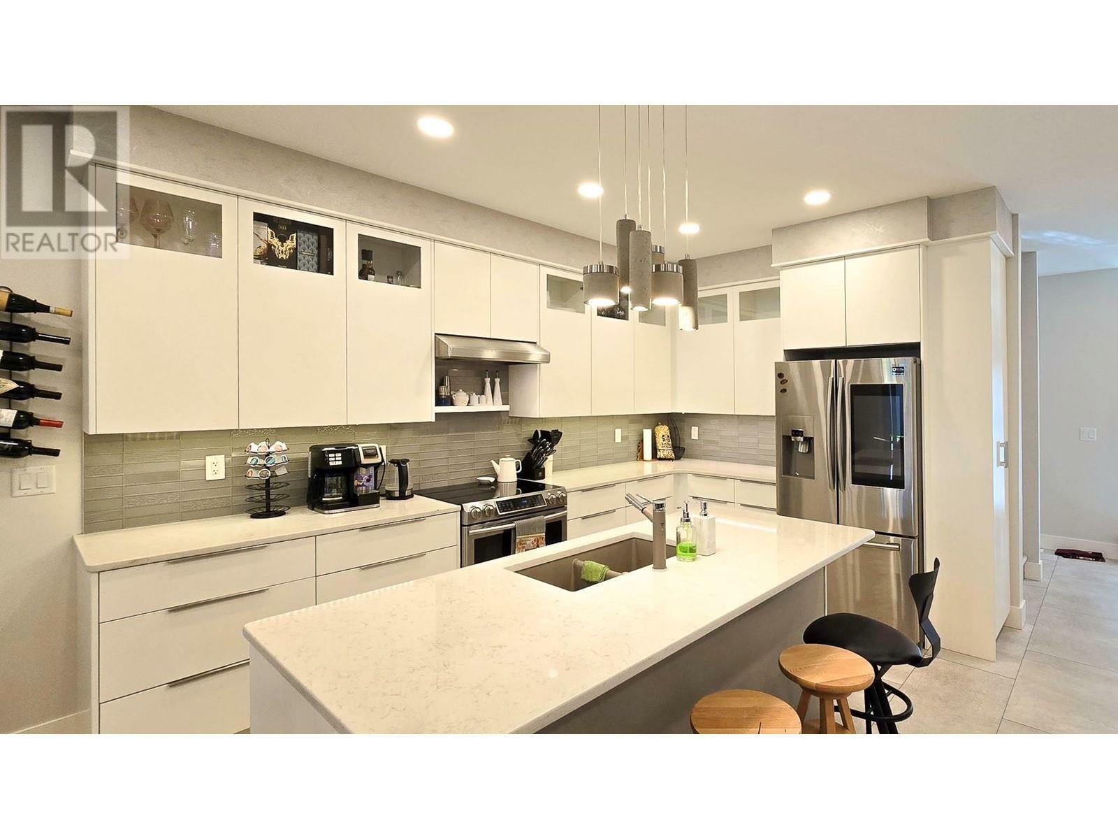 Property Photo: 7373 Brooks Lane 8 BC V1H 1G6