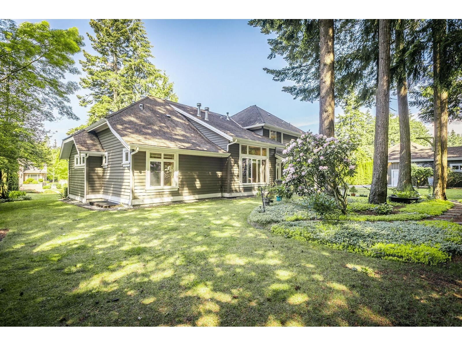Property Photo: 2020 134 BC V4A 9N8