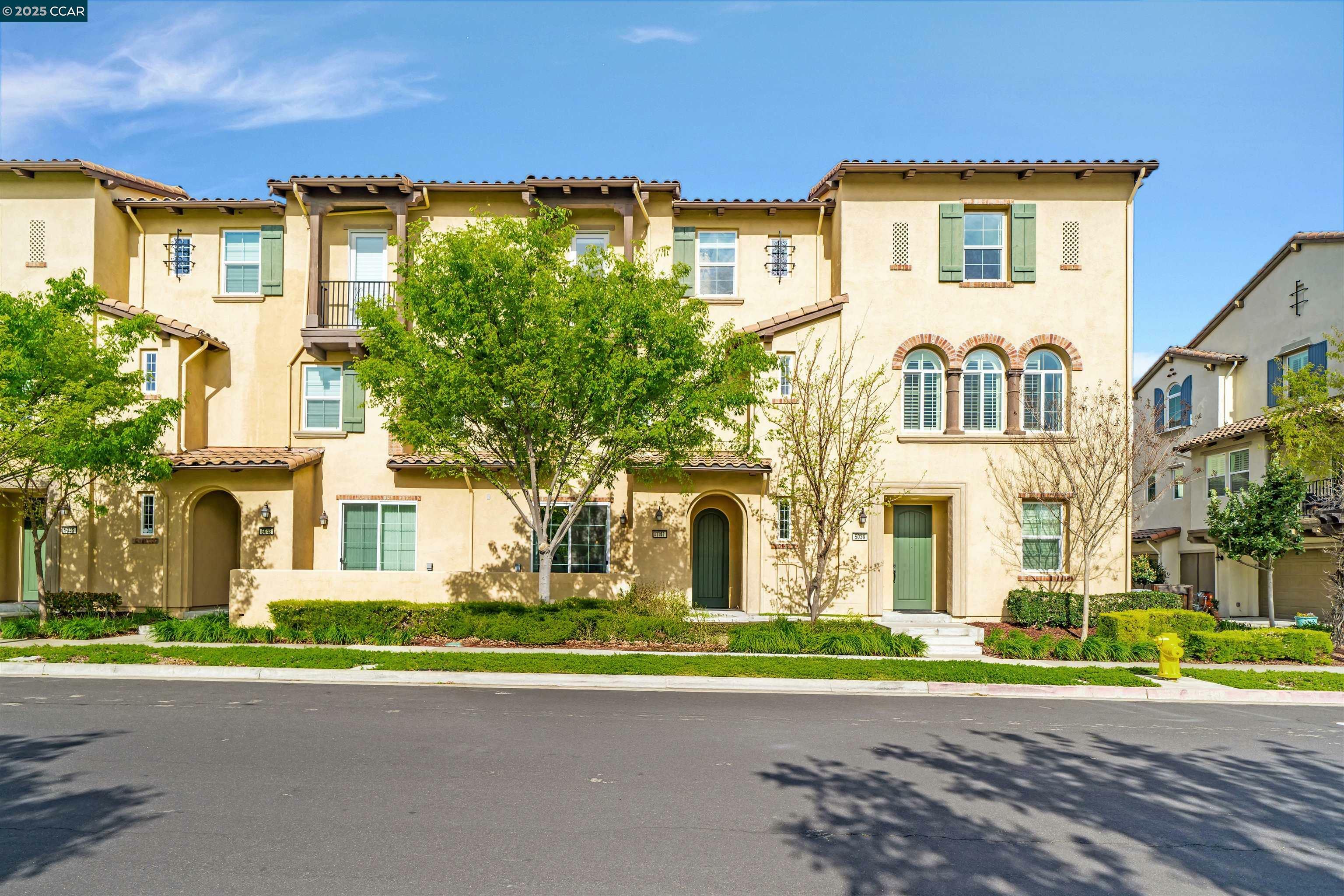 Property Photo: 5041 Barrenstar Way CA 94582