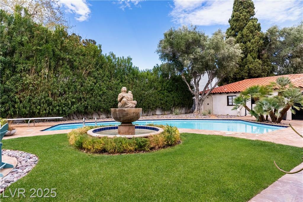 Property Photo: 1450 Rancho Circle NV 89107