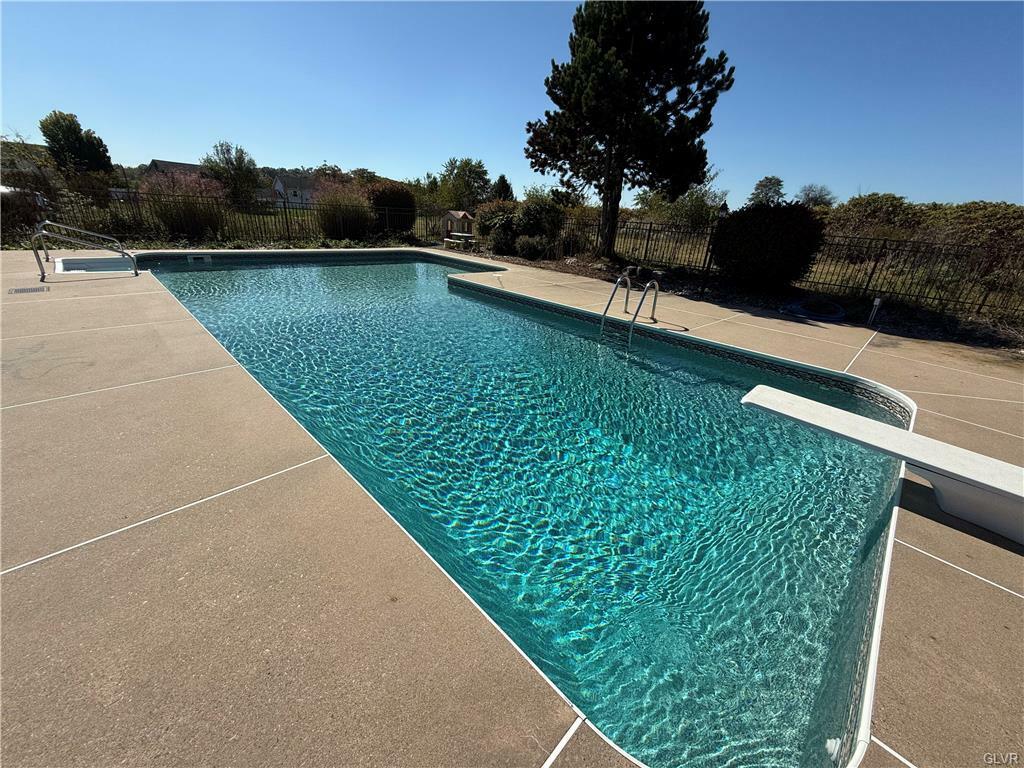 Property Photo: 1133 Sherwood Drive PA 18059