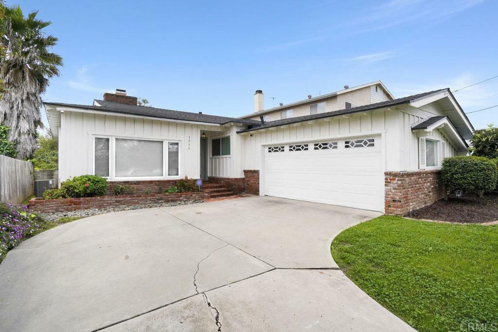 Property Photo: 7255 Volta Court CA 92111