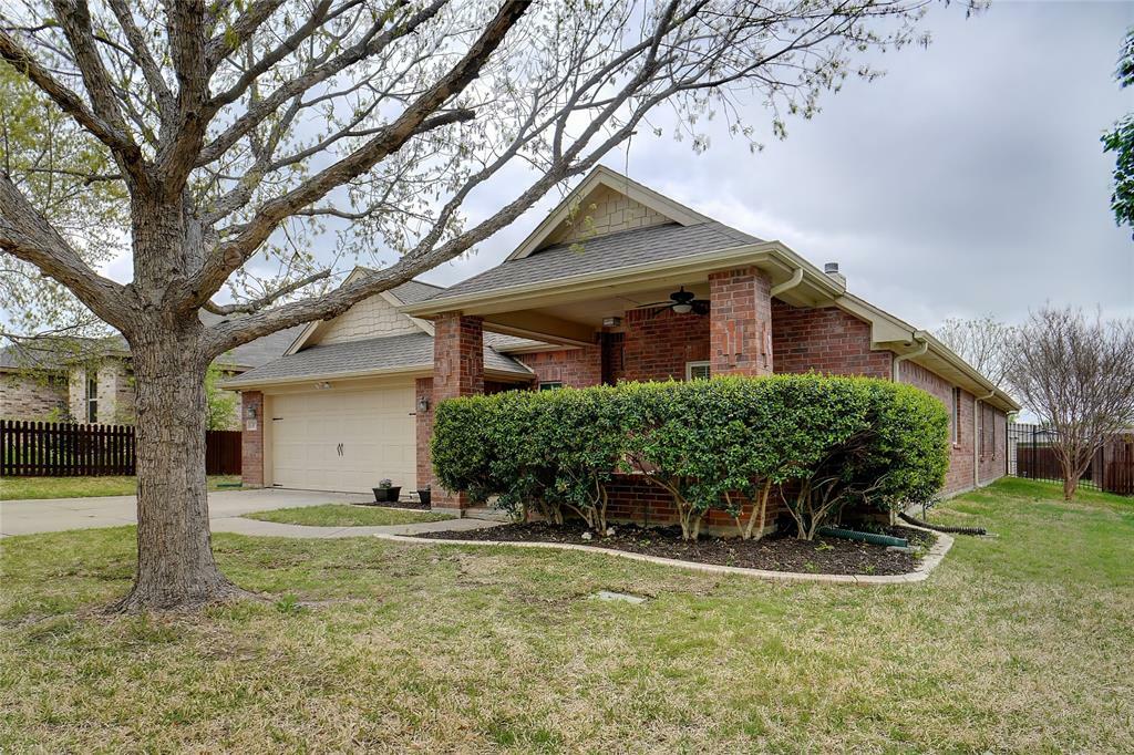 Property Photo: 6317 Wright Armstrong Street TX 76179
