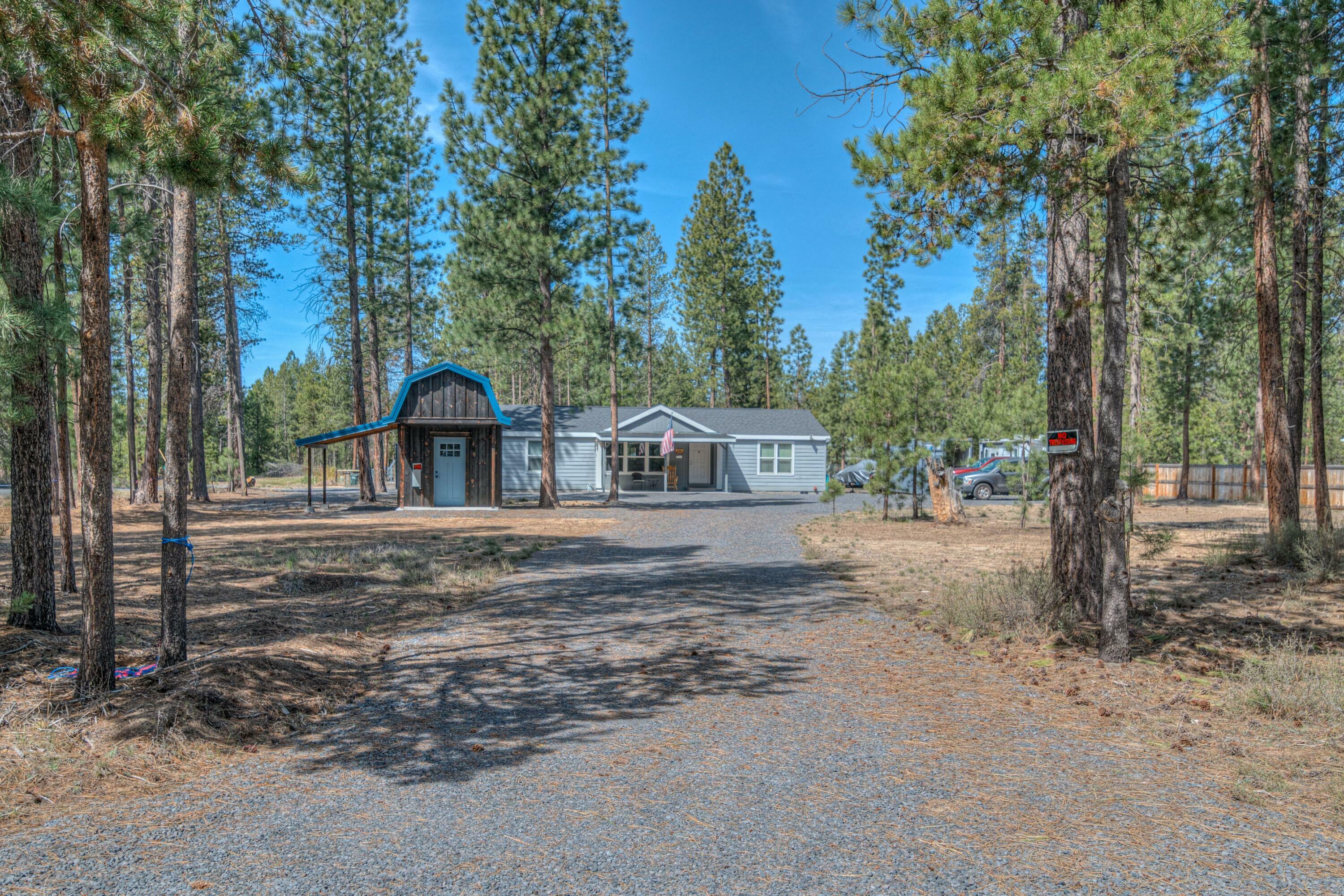 Property Photo: 1909 Hackett Drive OR 97739