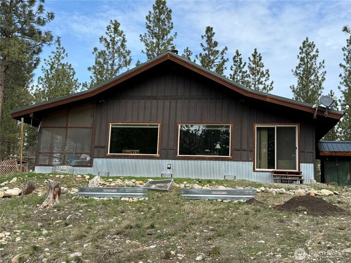 Property Photo:  21  Twin Lakes Dr.  WA 98862 