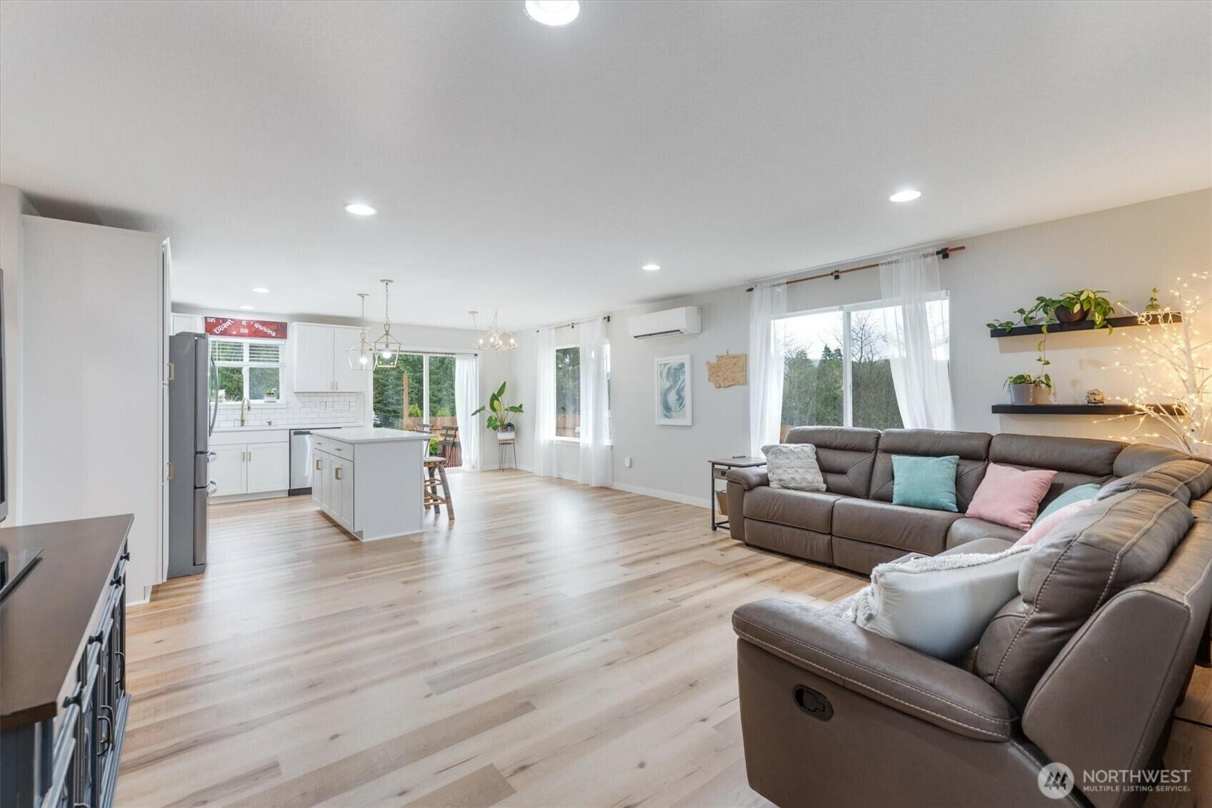 Property Photo: 110 Axis Road WA 98611
