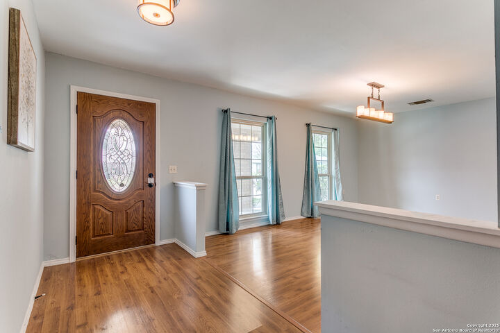 Property Photo:  5043 Hacienda Dr  TX 78233 