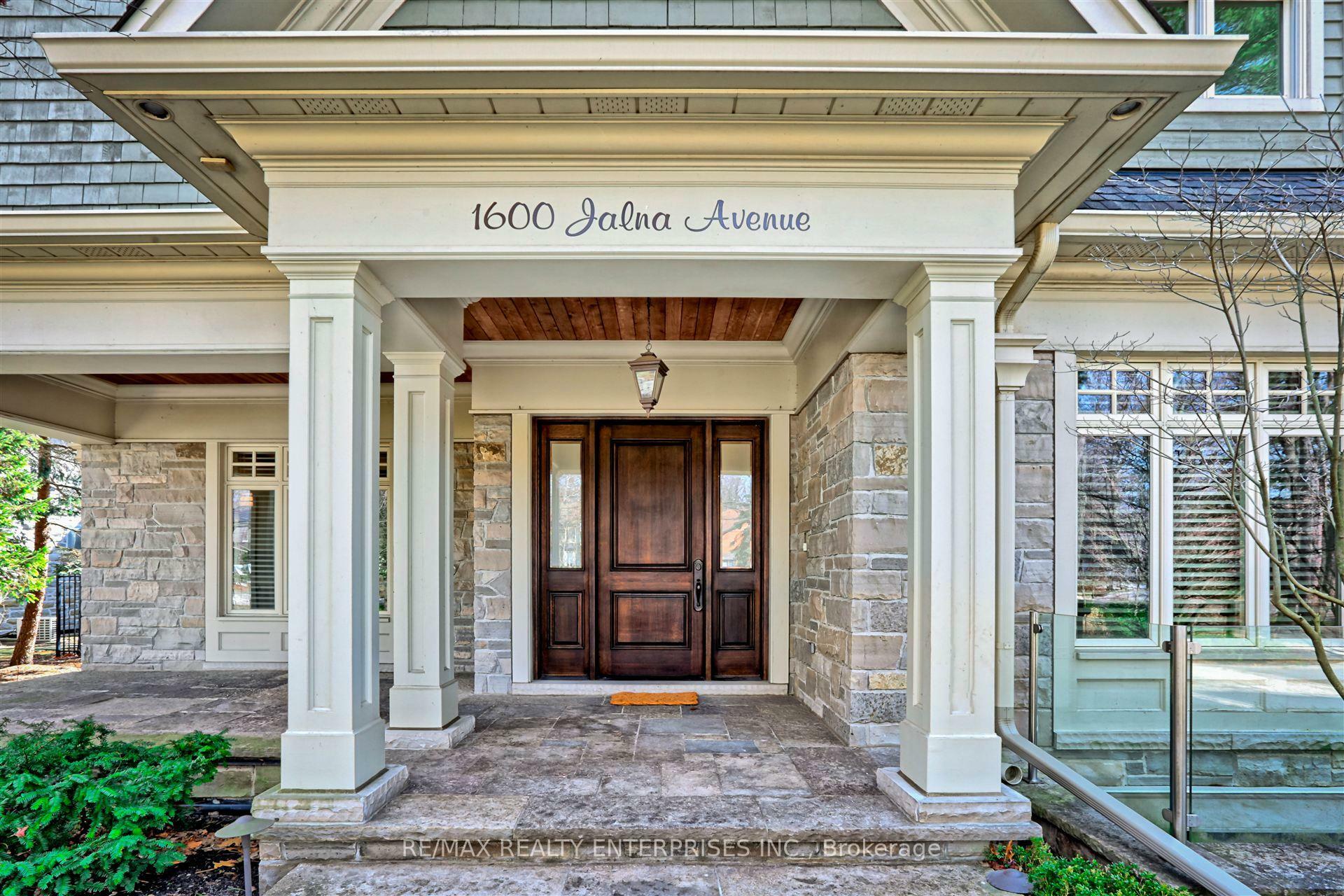 Property Photo: 1600 Jalna Avenue ON L5J 1S7