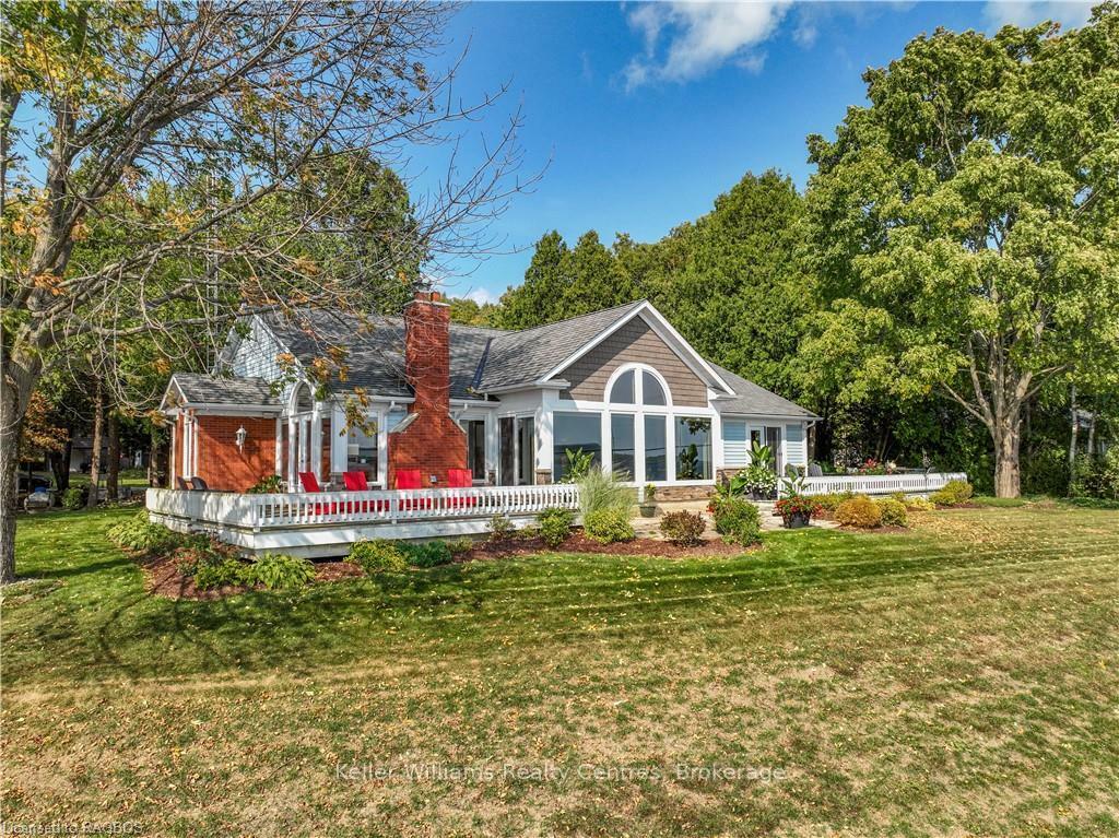 Property Photo: 9 Kathleen Avenue ON N0H 2T0