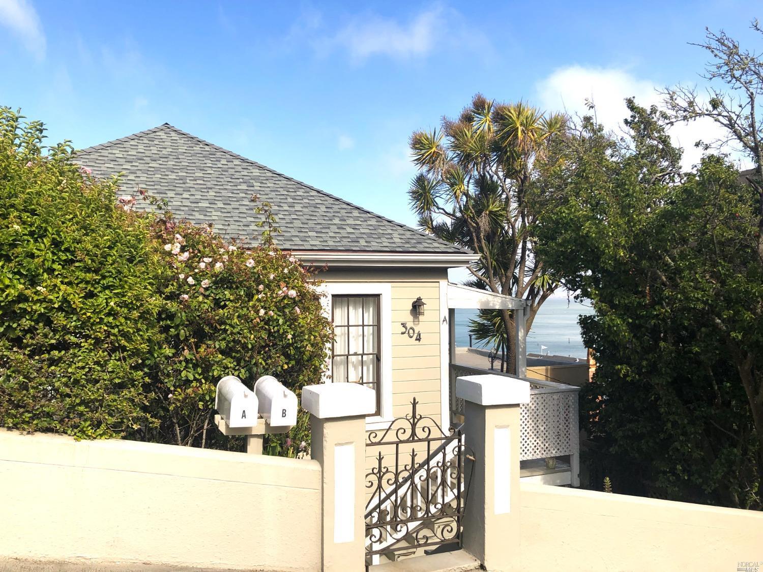 Property Photo: 304 3rd Street B CA 94965