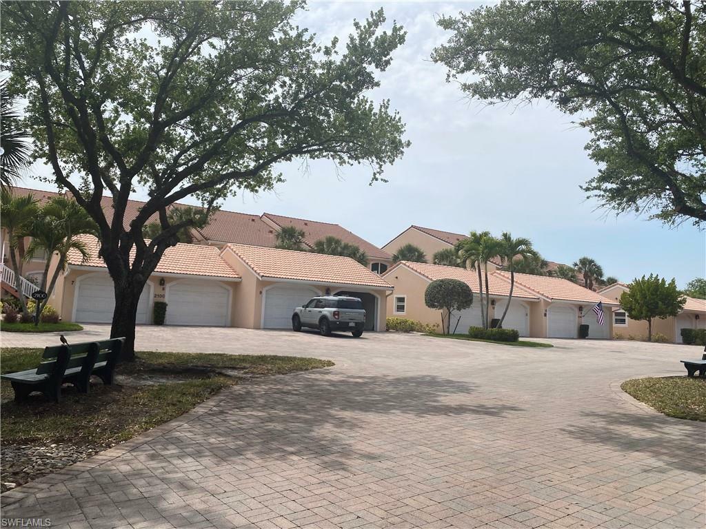 Property Photo: 2100 Cascades Dr 4912 FL 34112