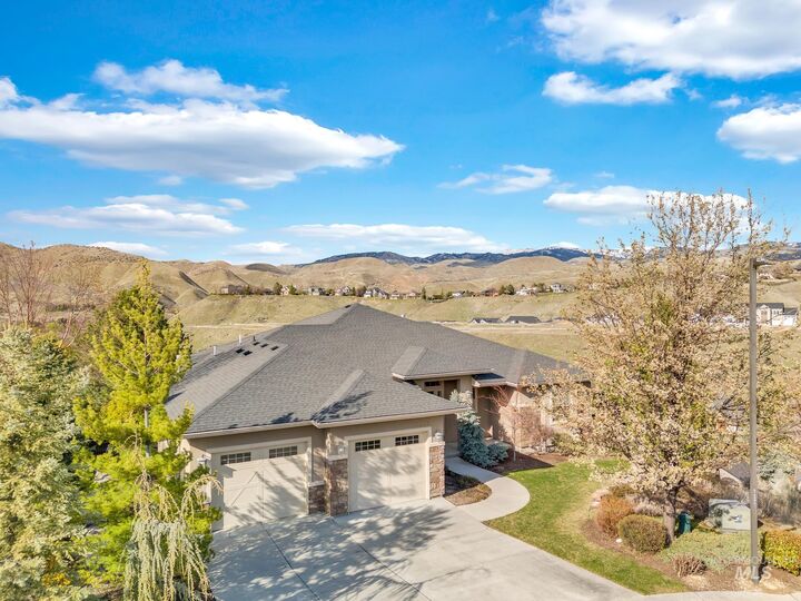 2272 W Winter Camp Dr.  Boise ID 83703 photo