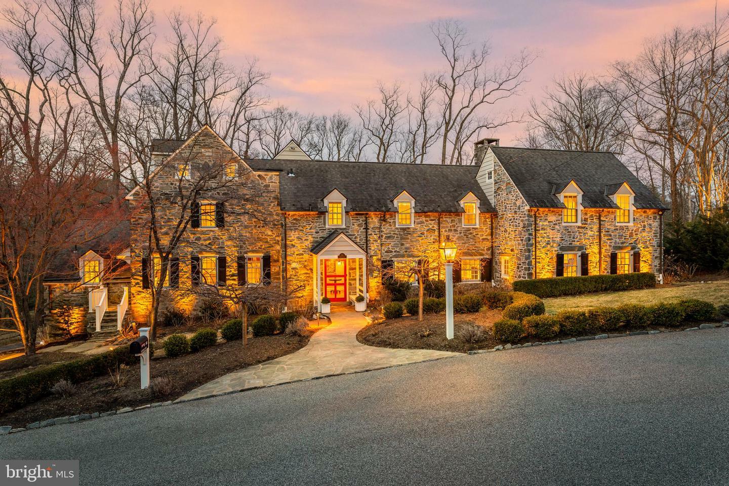 Property Photo: 351 Laurel Lane PA 19041