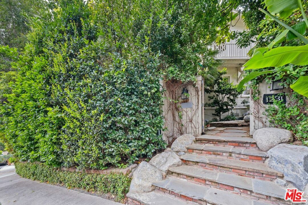 Property Photo: 1231 Hilldale Ave CA 90069