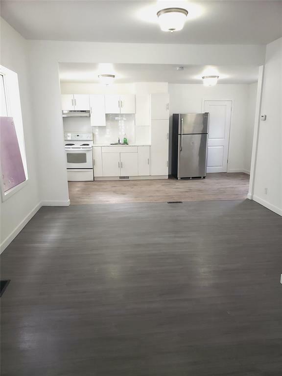 Property Photo: 392 Banning Street MB R3G 2E5