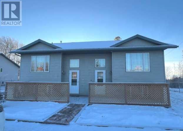Photo de la propriété: 77 Pembina Road AB T0H 2N0