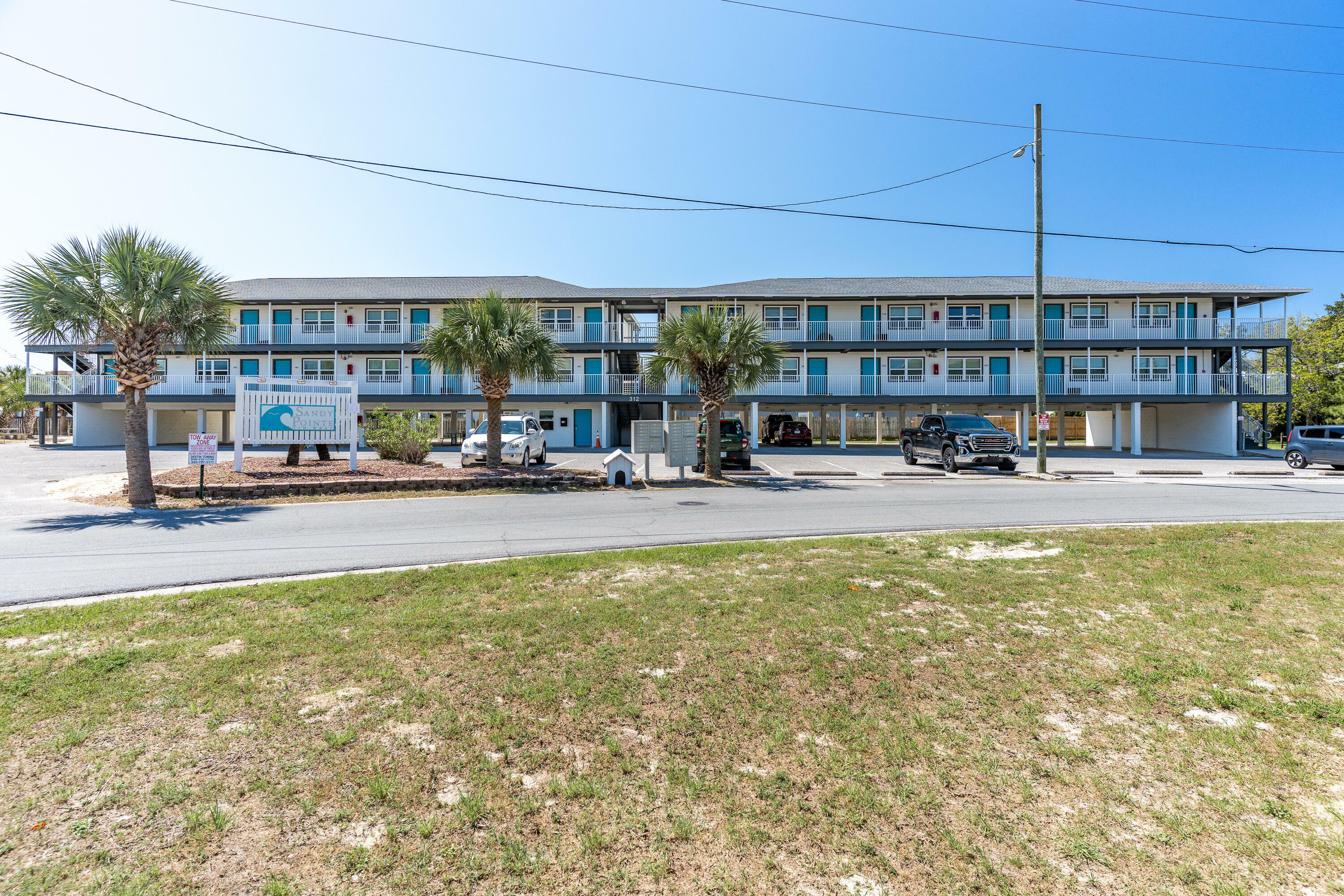 Property Photo:  312 Bream Avenue Apt 101  FL 32548 