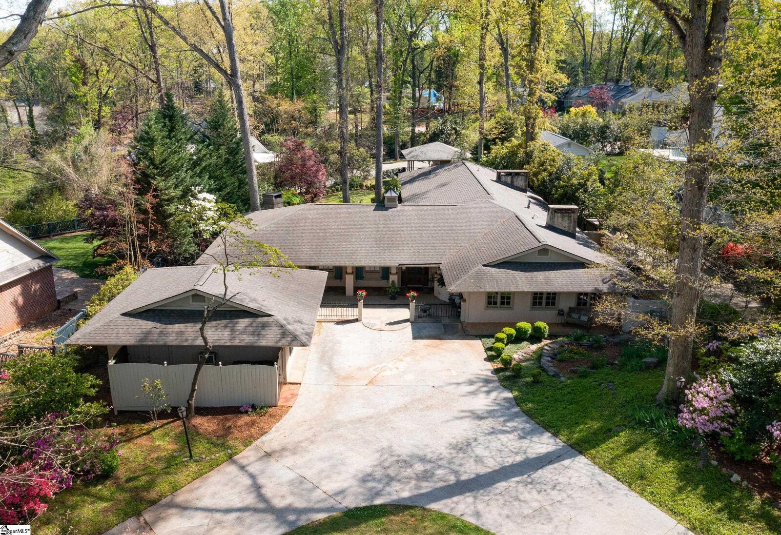 Property Photo:  236 Riverside Drive  SC 29605 