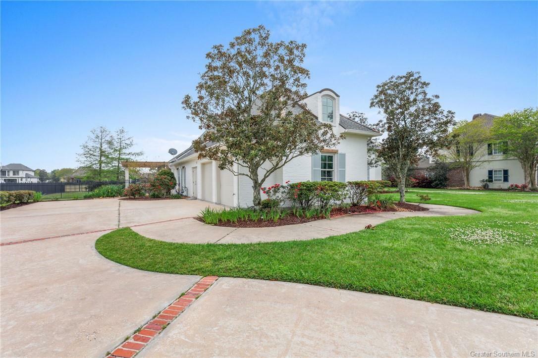 Property Photo: 4245 Indigo Place LA 70605