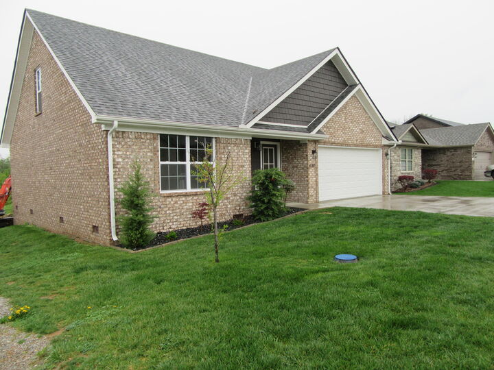 Property Photo:  639 Fourwinds Drive  KY 40475 