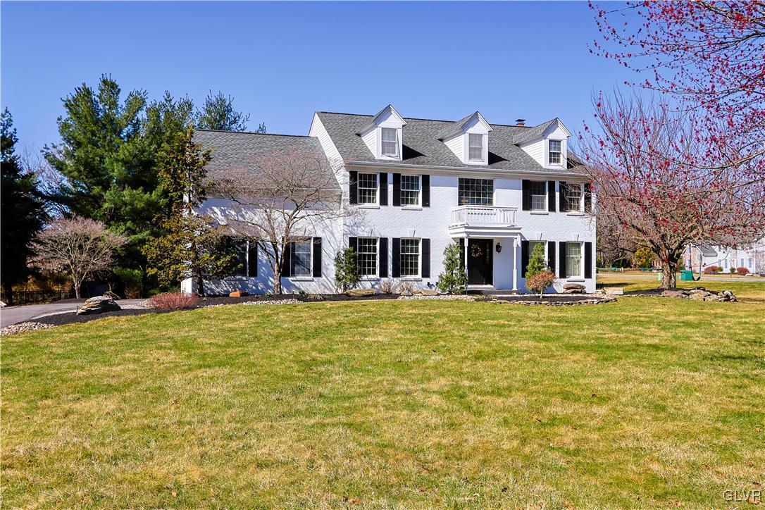 Property Photo:  8348 Pheasant Run  PA 18051 