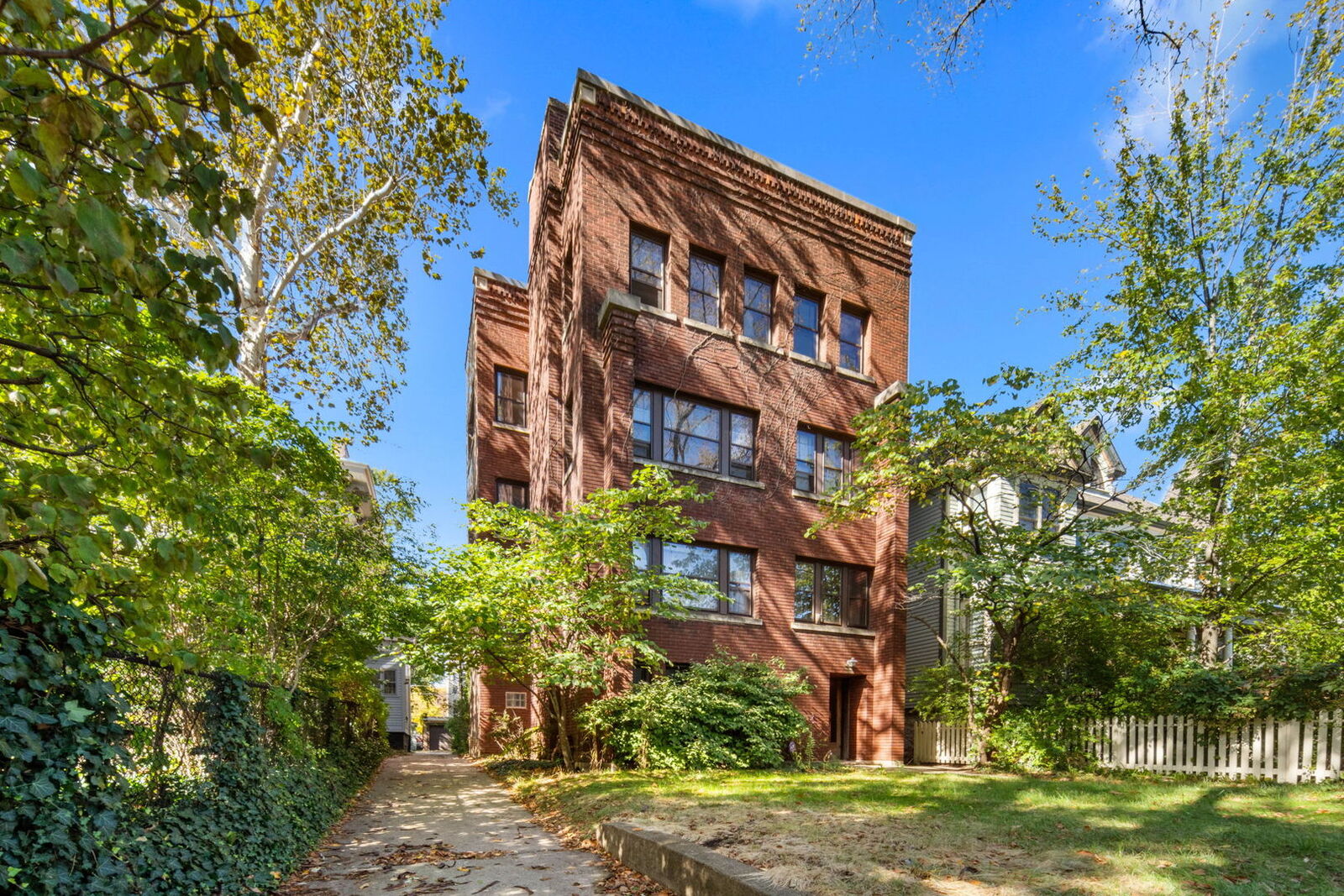 Property Photo:  5712 S Dorchester Avenue 3  IL 60637 