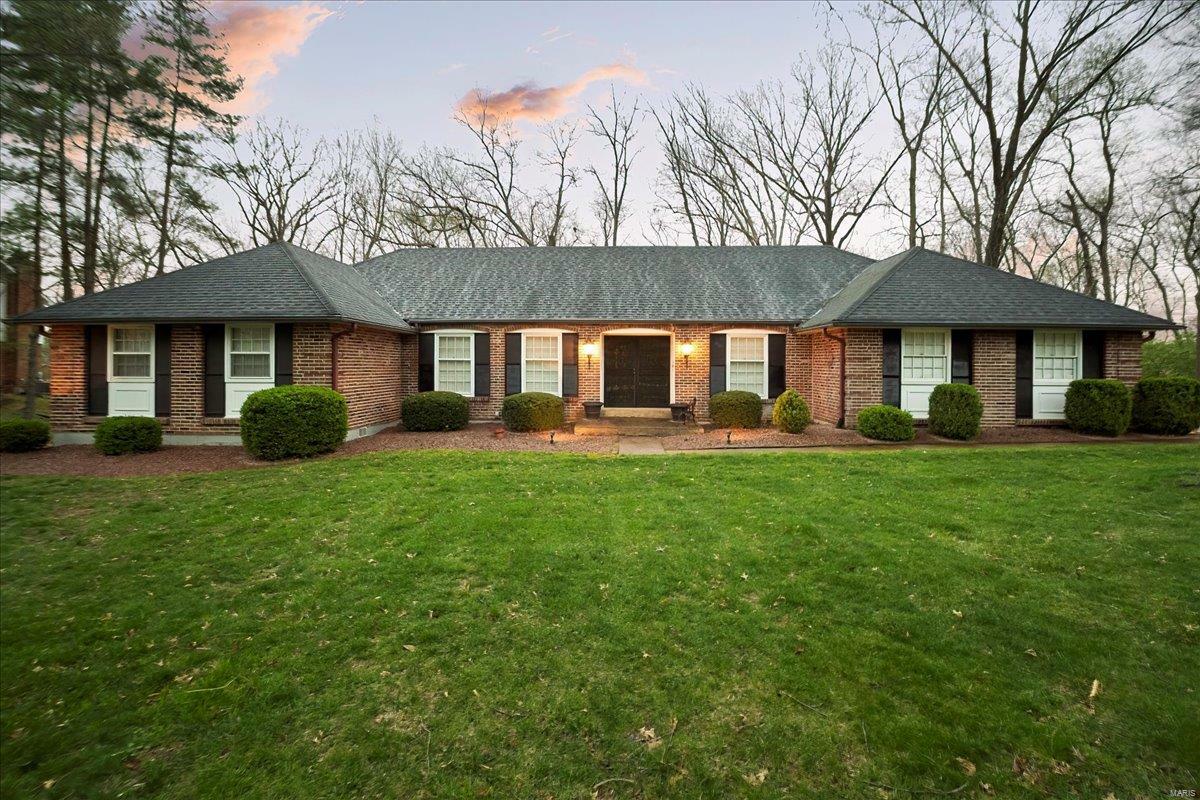 Property Photo: 1932 Sturfield Court MO 63131