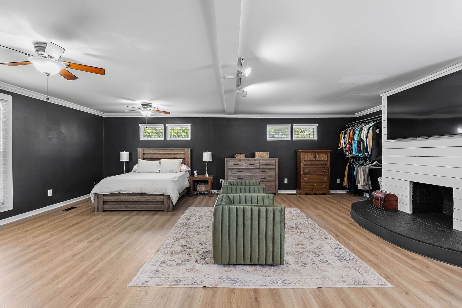Property Photo:  3205 W Hamilton Ave  TN 37218 