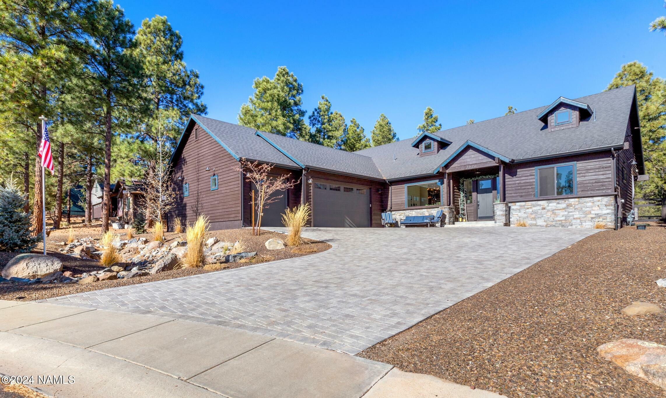 Property Photo:  2626 Ridgewood Way  AZ 86046 