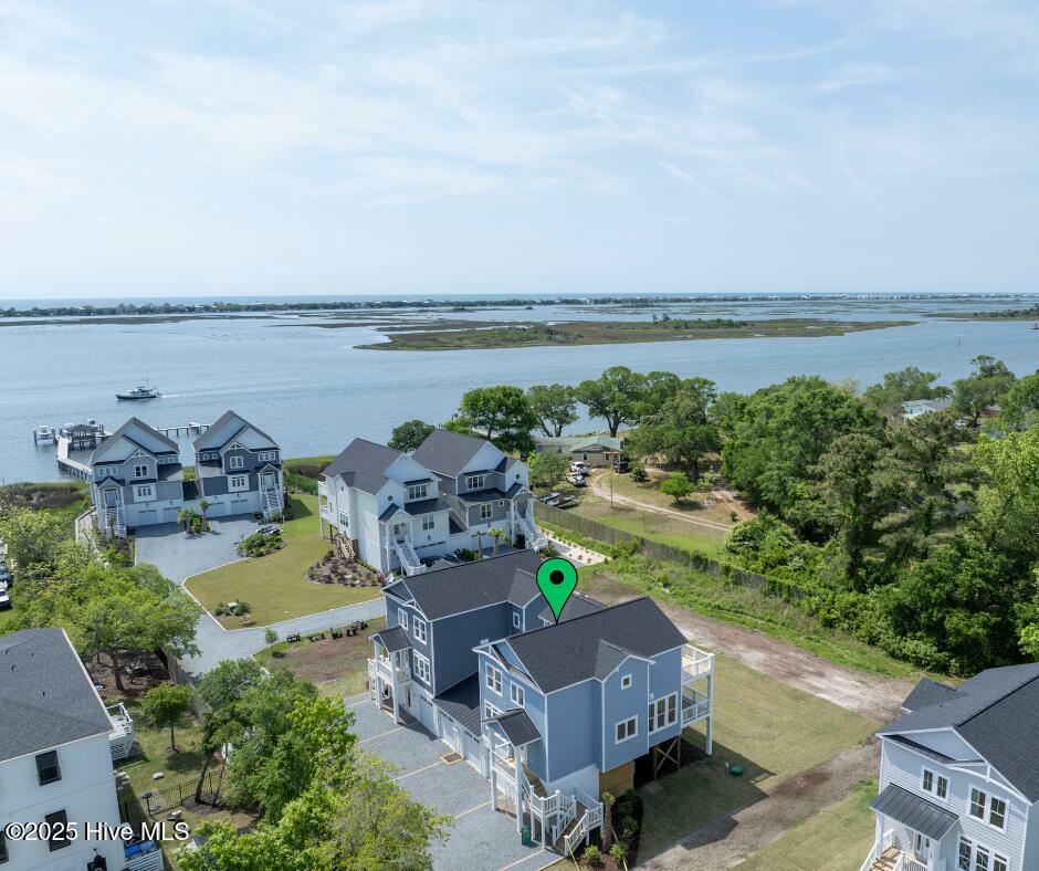 Property Photo:  64 Pier View Court  NC 28443 