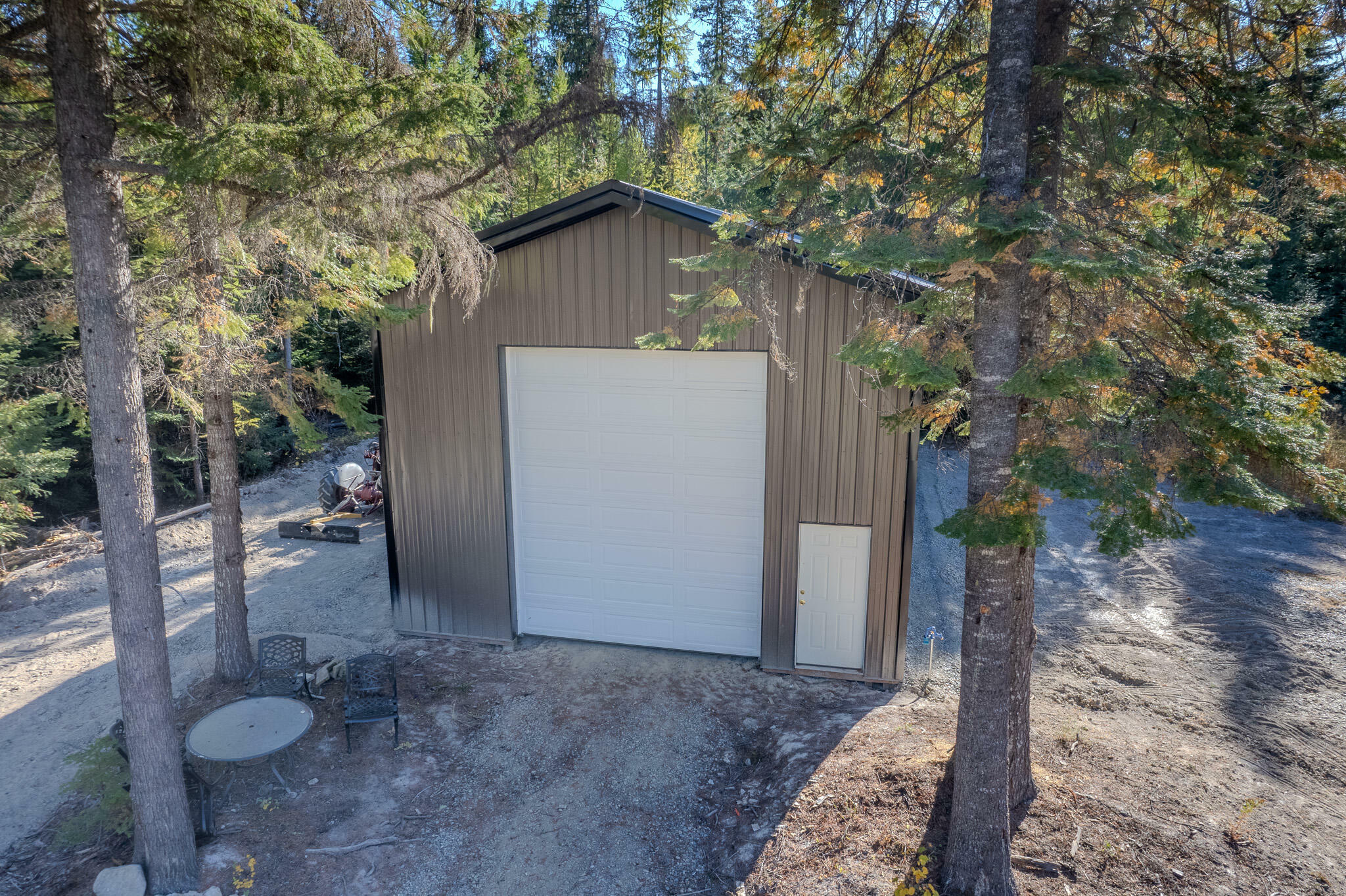 Property Photo: 211 Otter Ln WA 99119