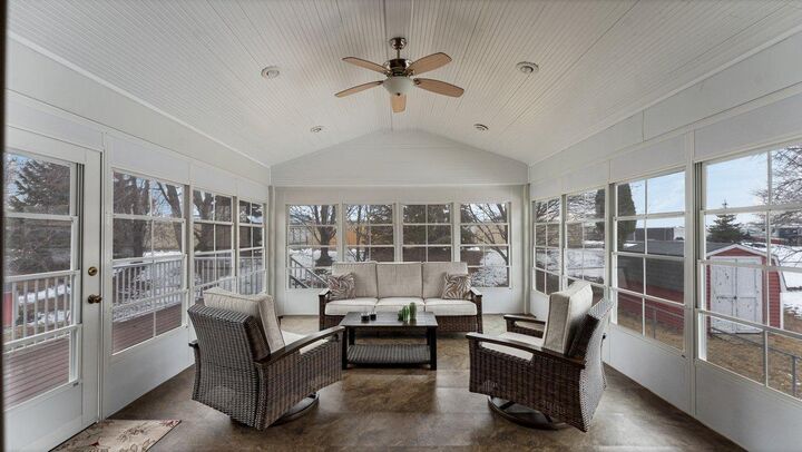 Property Photo: 328 5th Avenue S MN 56377
