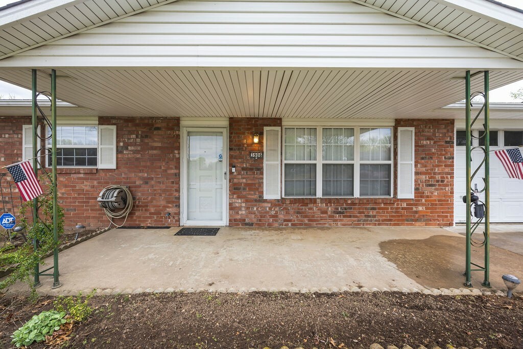 Property Photo: 3906 Chapman Avenue AR 72762