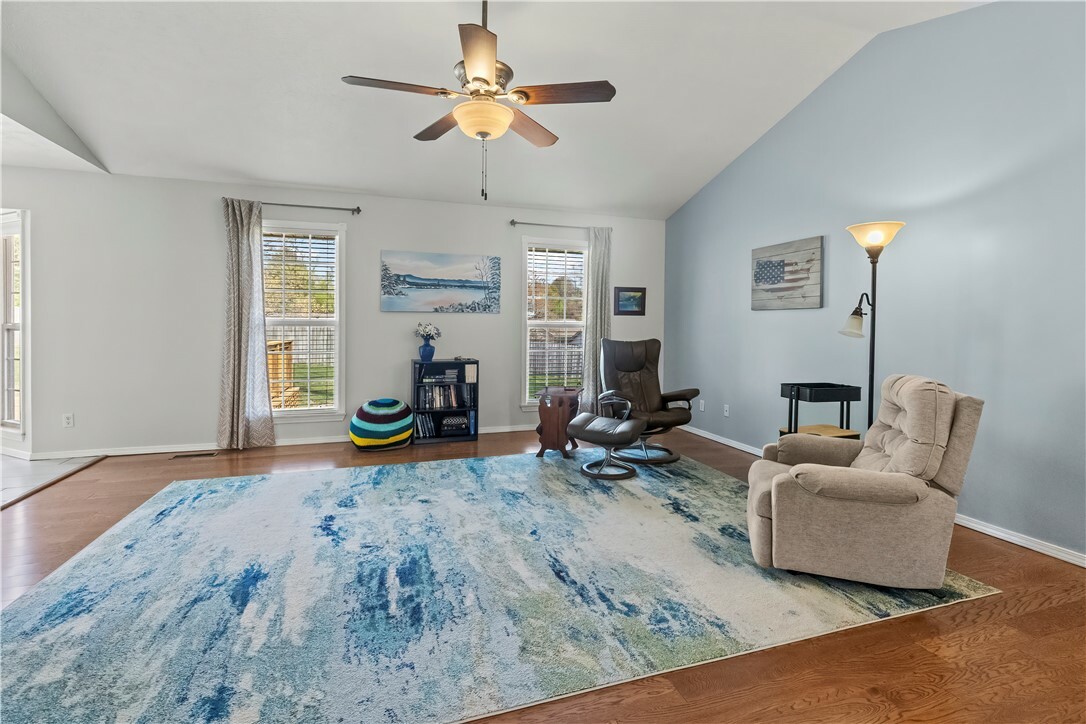 Property Photo: 1213 Rogers Avenue AR 72601