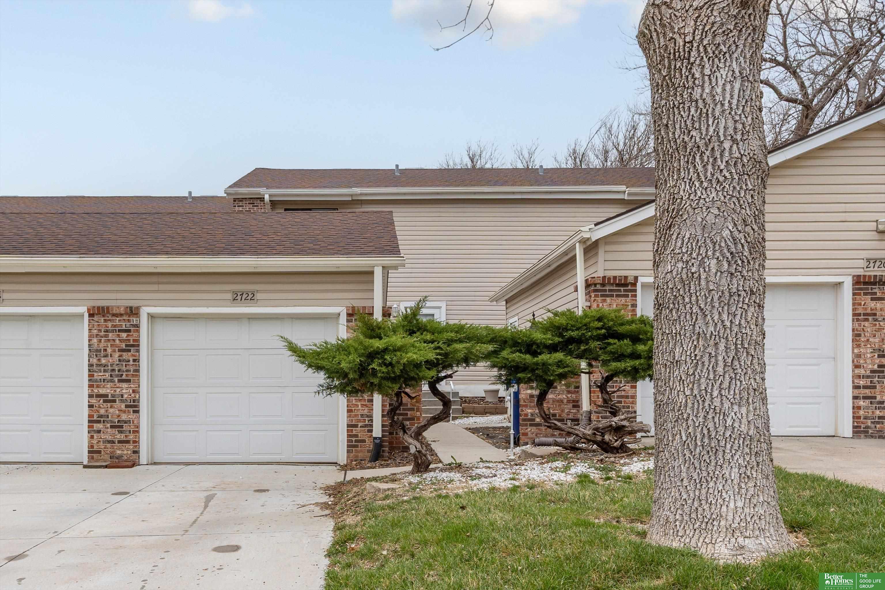 Property Photo: 2722 Lloyd Street NE 68005